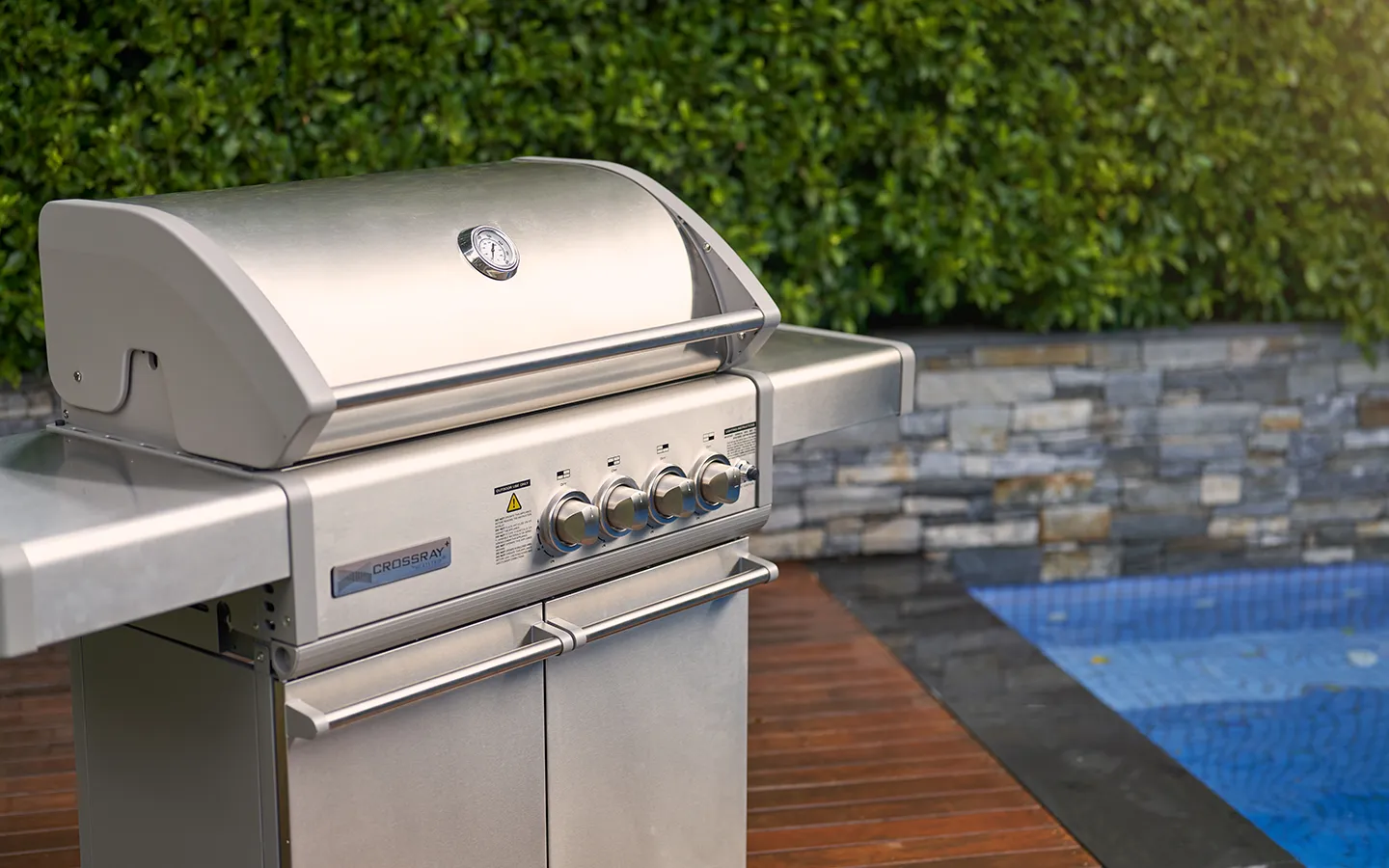 4B-Gas-BBQ-Trolley-insitu-2 4B Gas BBQ with Trolley
